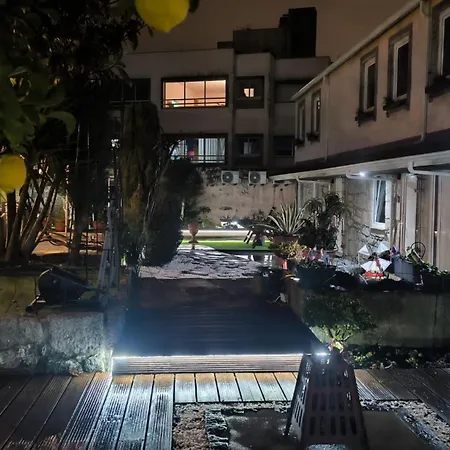 Ruby Charm 度假居 *