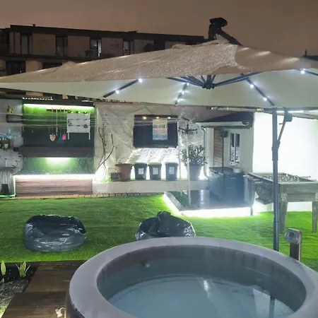 Ruby Charm بورتو