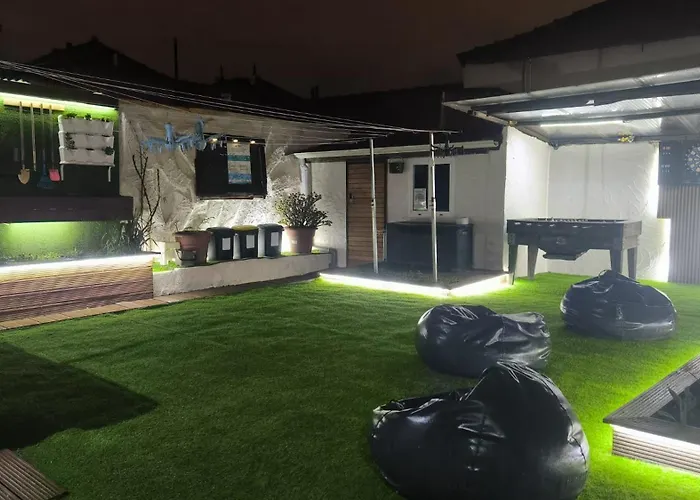 Ruby Charm بورتو